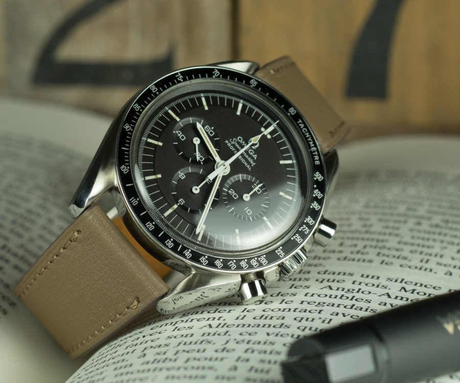 Alternative view of CLASSIC SMOOTH TAUPE BEIGE (tone on tone)